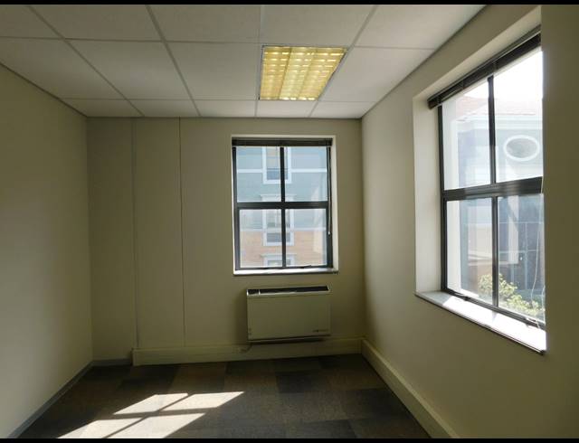 412M² OFFICE TO LET IN ILLOVO